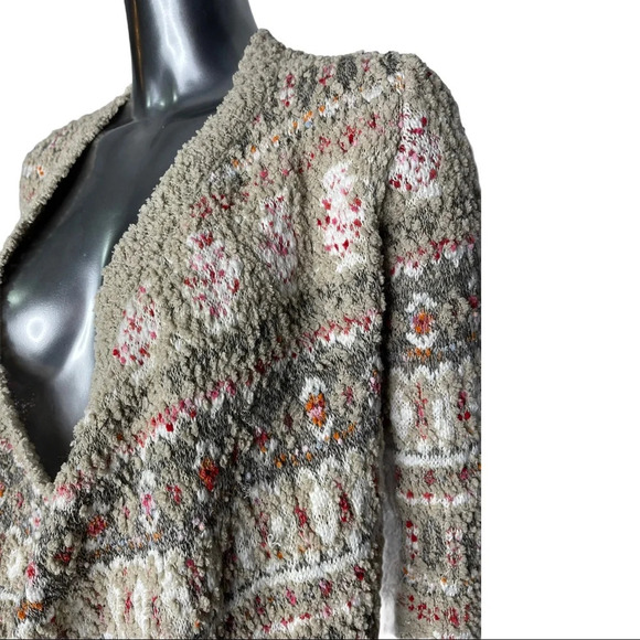 🛍️3/$40 Aeropostale knit Cardigan Metallic Thread Sweater  Size XS - Picture 3 of 5